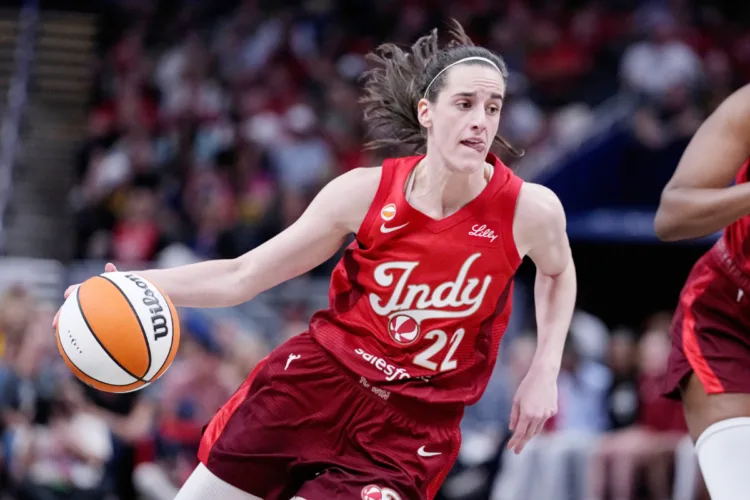 Clark, Indiana surge past Dallas late
